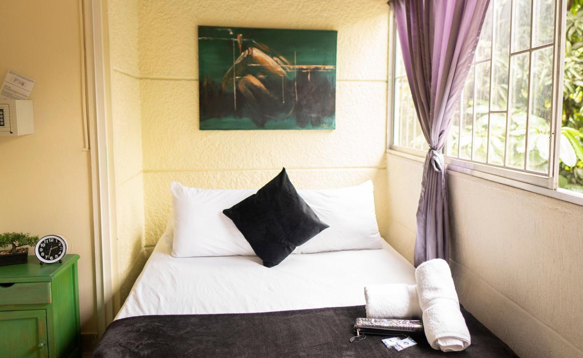 Buntes House-Casa Hotel Laureles-Estadio Medellin Luaran gambar
