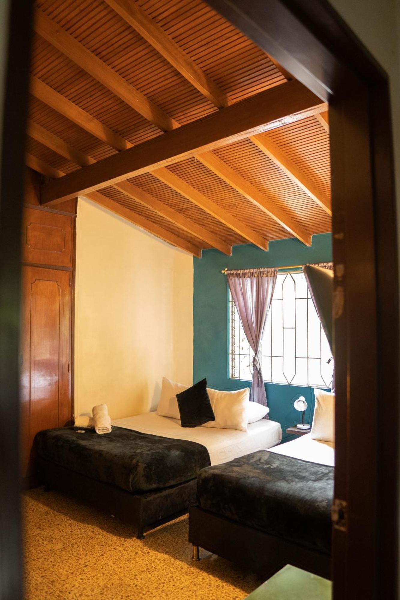 Buntes House-Casa Hotel Laureles-Estadio Medellin Luaran gambar