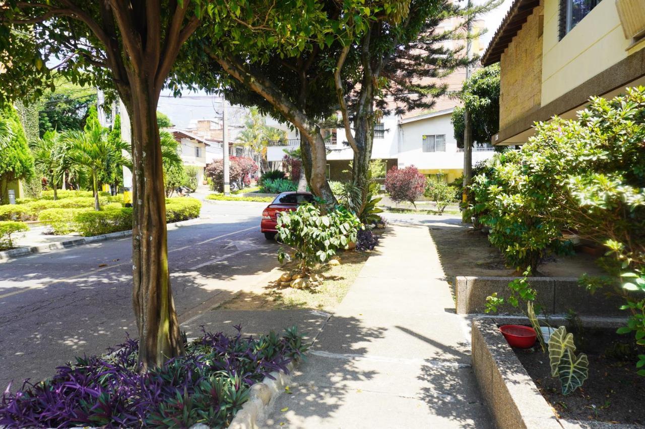 Buntes House-Casa Hotel Laureles-Estadio Medellin Luaran gambar